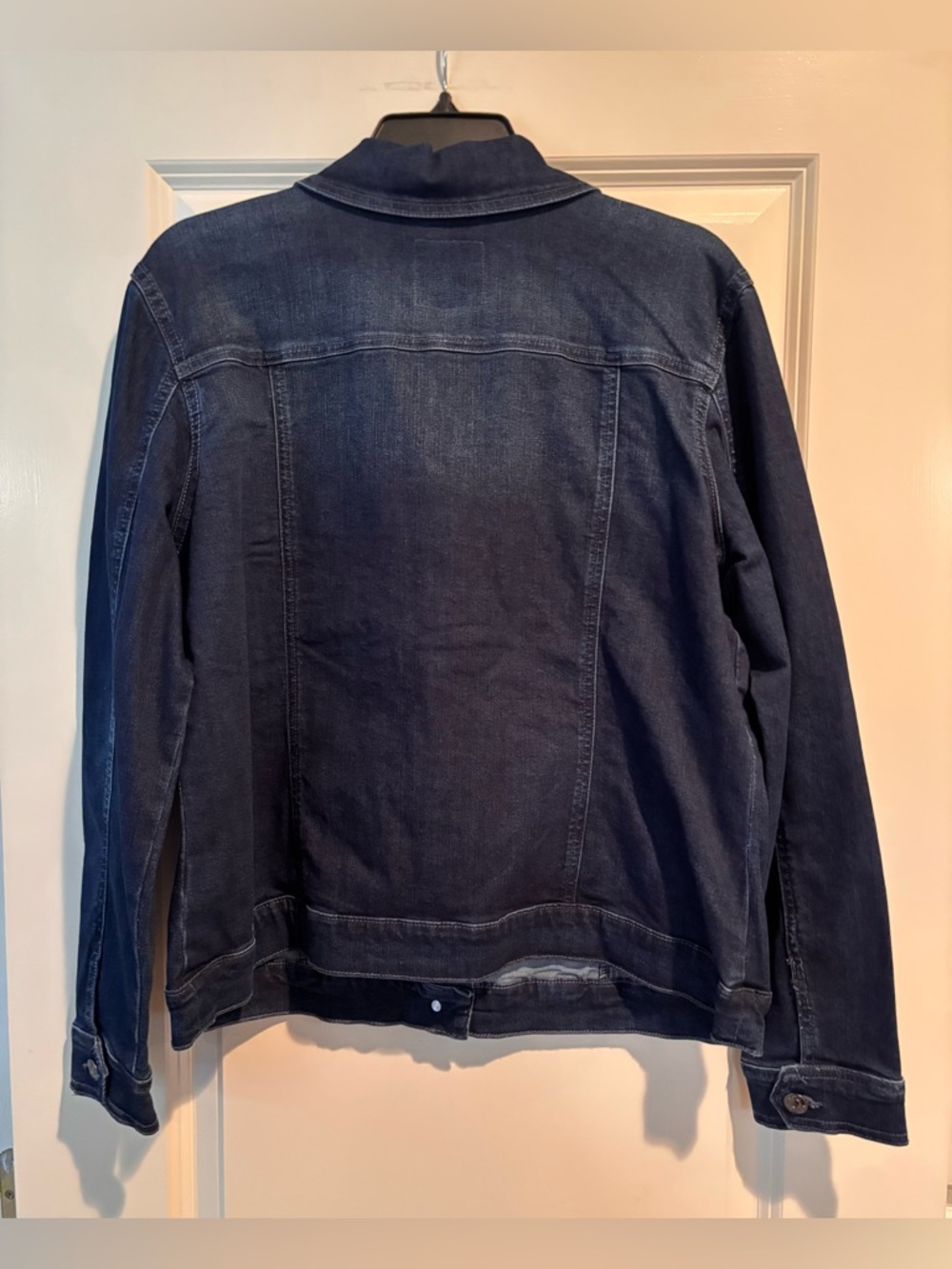 Gloria Vanderbilt Amanda Denim Jacket Dark Wash L NWT Classic Stretch - Picture 2 of 12